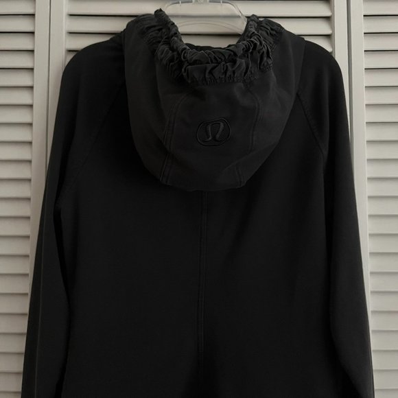 Lululemon Back To Class Jacket Black size 8 rare - Picture 6 of 8